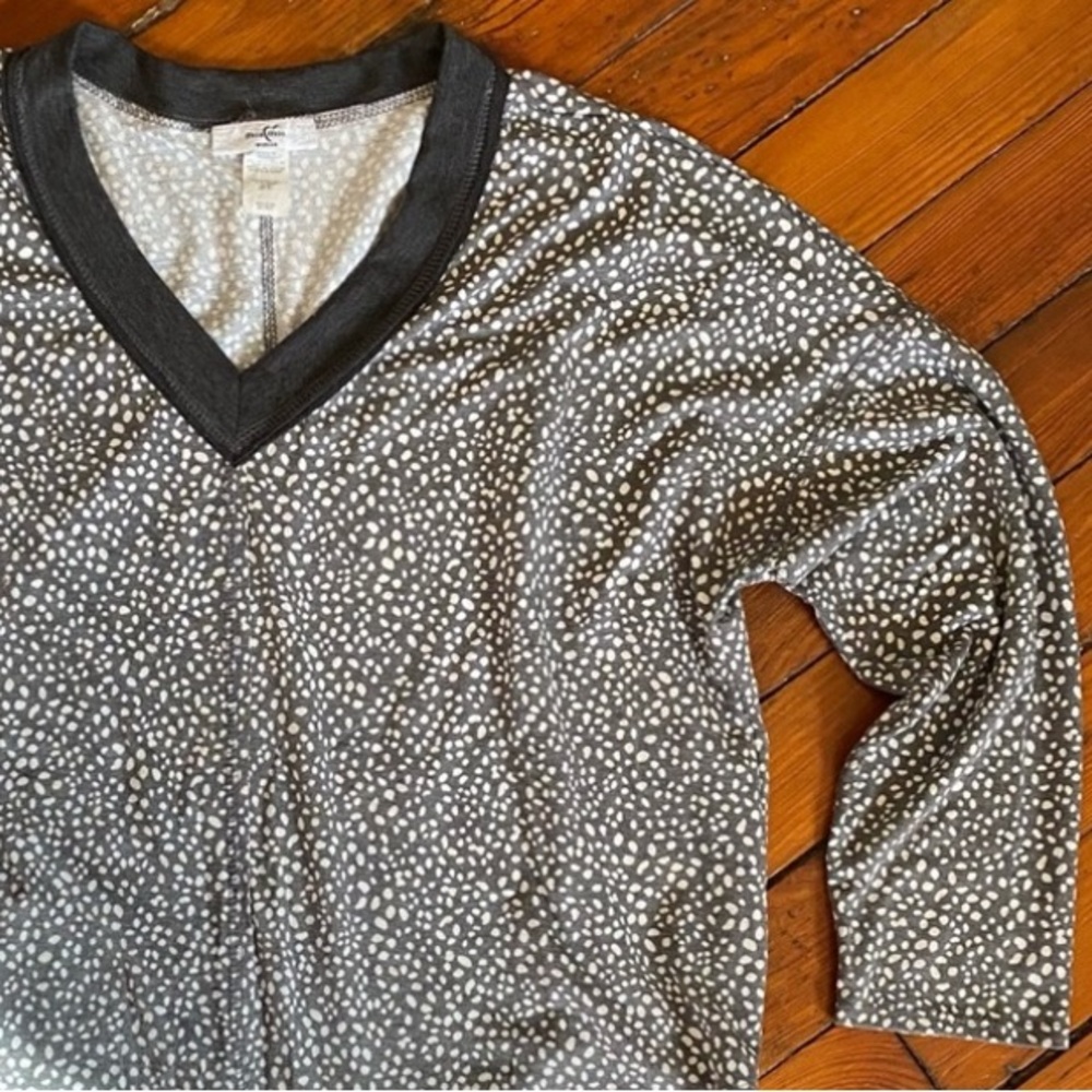 MoaMoa Gray & White Polka Dot Raglan Style long Sleeve Top Size 2X made in USA